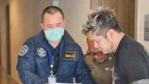 00_A5B2832066C1E1280 » The Mainstream