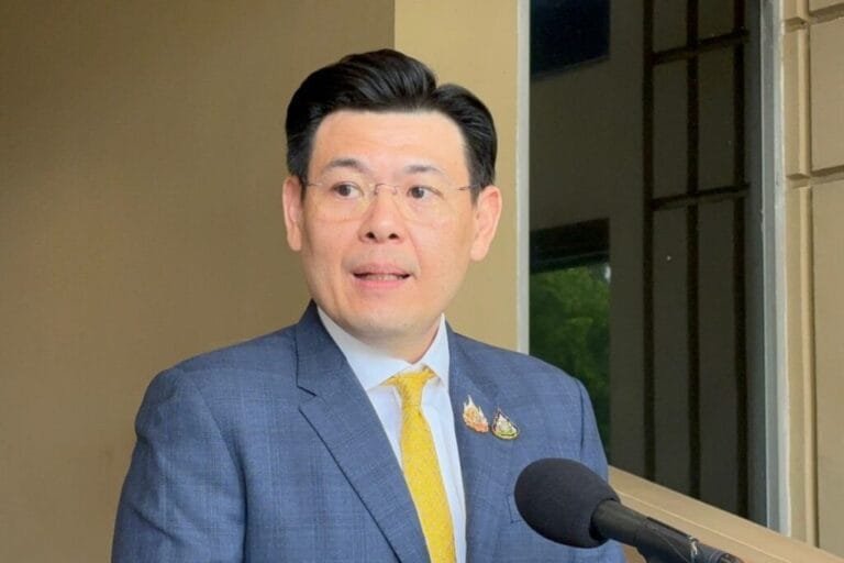 จักรพงษ์ ยันมีงบฯกลางช่วยน้ำท่วม ชี้รัฐบาลกันไว้หลายพันล้านเพื่อดูแลประชาชน