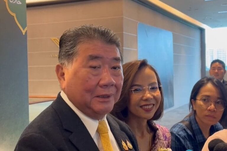 ภูมิธรรม วอนอย่าวิจารณ์วลี “ครม.ครอบครัว” ชี้เน้นคนมีศักยภาพมาทำงาน