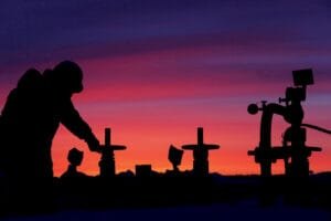 10-1oil-1024x683 » The Mainstream