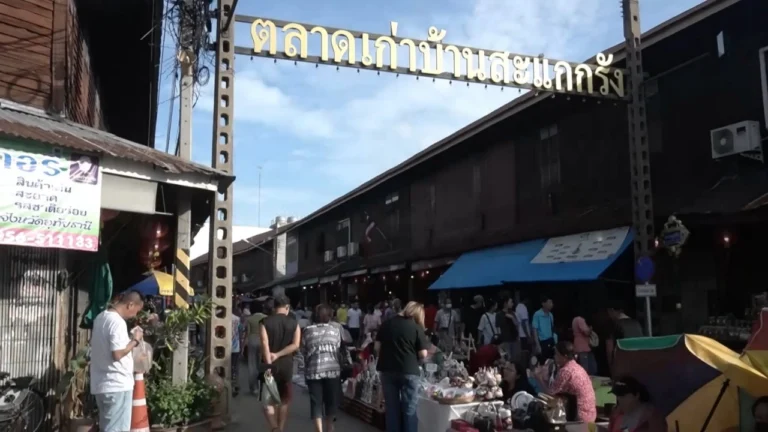 “ถนนคนเดินตรอกโรงยา” มนตร์เสน่ห์ชุมชนเก่าเหมือนหยุดกาลเวลา กลางเมืองอุทัยธานี