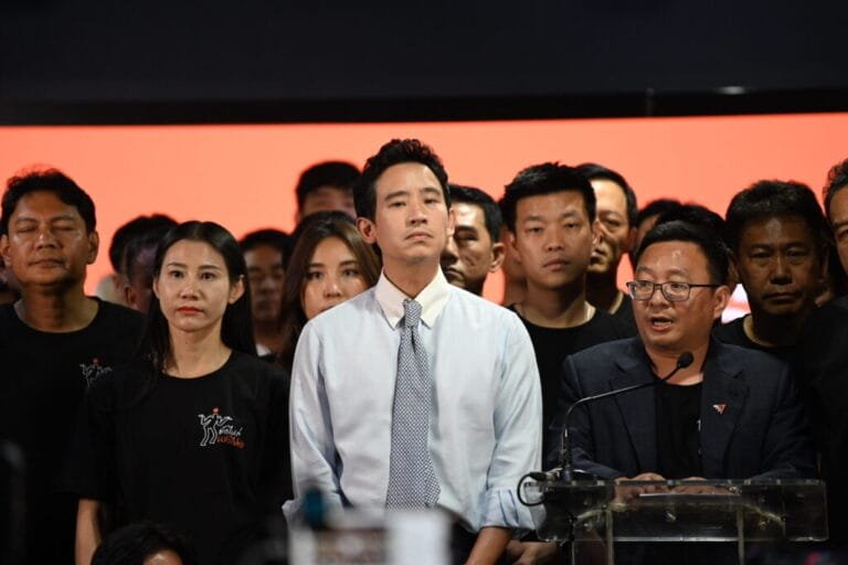 1 วันหลังยุบพรรคก้าวไกล สส. เข้าสภาตามปกติ ร่วมอภิปราย-ตั้งกระทู้ถามสด