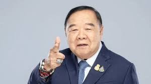 ประวิตรเปิดบ้านป่ารอยต่อ ต้อนรับนักการเมือง นักธุรกิจ อวยพรวันเกิด 79 ปี ด้วยความชื่นมื่น อบอุ่น สามัคคี