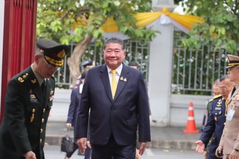 “ภูมิธรรม” เมินทวงคืนบ้านประวิตร ไม่สนใจ “ป่ารอยต่อหรือป่าไม่ต่อ”