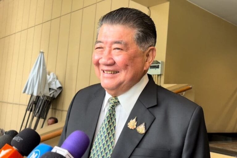 ภูมิธรรม เมินคนแห่ร้องสอบรัฐบาล ขอฝ่ายค้านซักฟอกโดยไม่ใช้อคติ