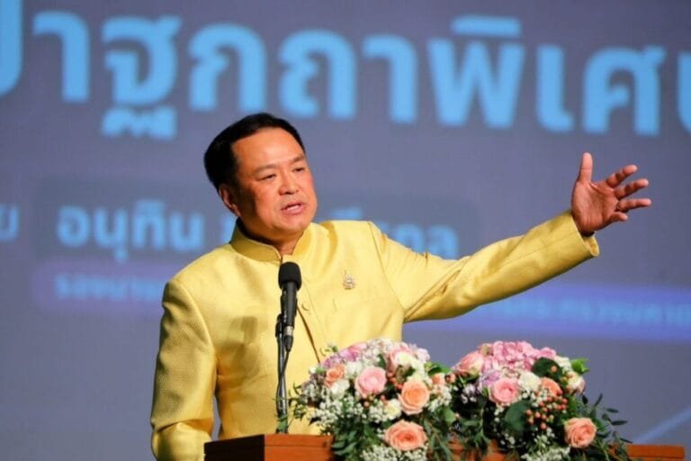 อนุทิน ขู่ดำเนินคดีผู้​รับเหมา​เหตุอุโมงค์ถล่ม หลังได้รับรายงานขวางเจ้าหน้าที่ ปกปิดข้อมูล