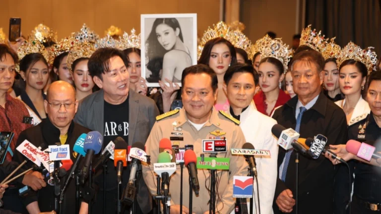 อ.ปานเทพ – บอสณวัฒน์ พามิสแกรนด์ 77 จังหวัดพบดีเอสไอ ขอรับ “คดีแตงโม” เป็นคดีพิเศษ