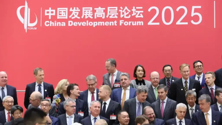 จีนเดินเกมเชิงรุก เชิญผู้นำธุรกิจสหรัฐฯ หารือหวังลดแรงเสียดทานการค้า