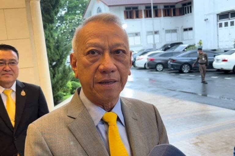 พิพัฒน์ เมิน นายจ้าง หากเทประชุมขึ้นค่าแรง 400 ซ้ำ ไม่หวั่นถูกฟ้อง