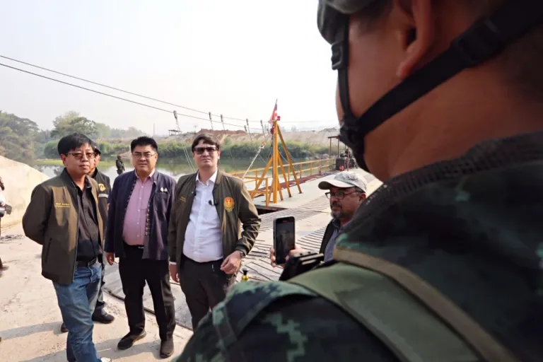 รังสิมันต์ โรม” ลั่น หากออกหมายจับ “หม่อง ชิตตู่” ไม่ได้ ต้องมีคนรับผิดชอบ พร้อมจี้ทบทวนฟรีวีซ่า สกัดแก๊งคอลเซ็นเตอร์