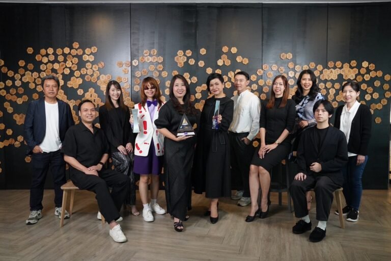 ธนาคารไทยพาณิชย์คว้ารางวัลสุดยอดแบรนด์ทรงพลังแห่งปีติดต่อกัน 2 ปีซ้อน