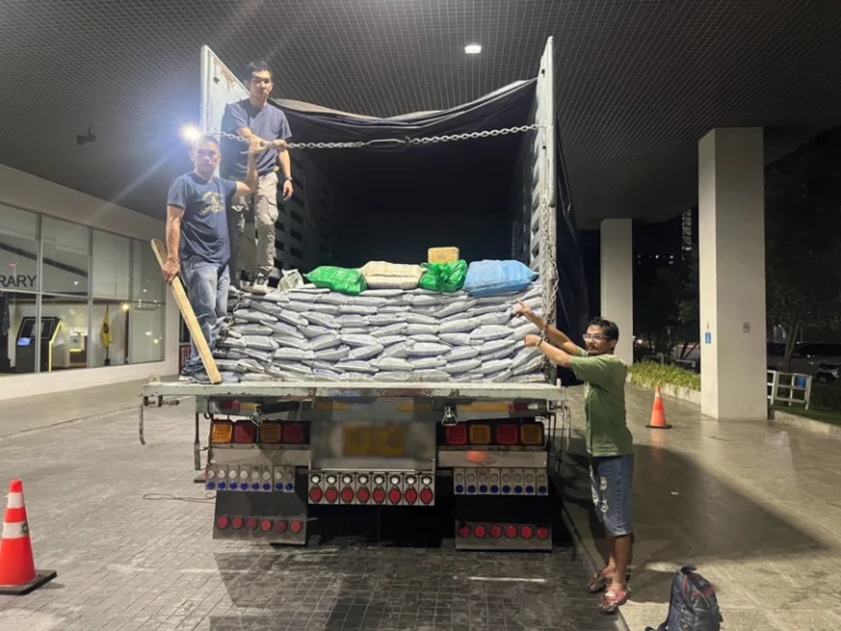 รวบสิบล้อขนยาบ้า ถ.พระรามสอง ของกลางกว่า 5 ล้านเม็ด มูลค่า 150 ล้าน