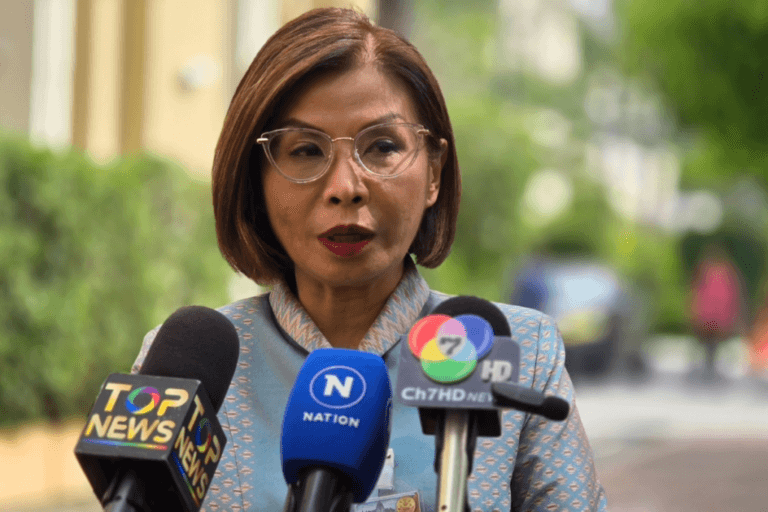 มนพร ขอพรรคร่วมจี้ สส. ประชุมงบฯ 68 ลุ้นเคาะงบฯกลางซ่อมถนนน้ำท่วม