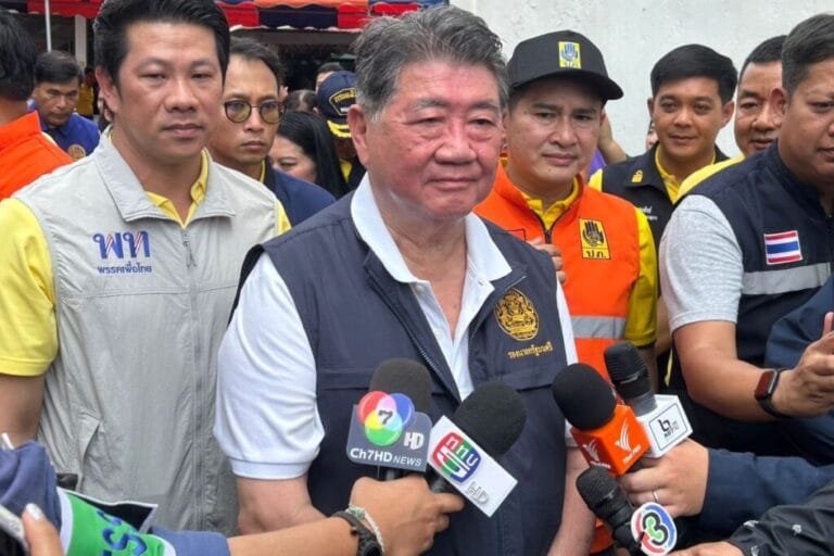 ภูมิธรรม คาดไม่เกิน 15 ก.ย.ได้รัฐบาล ตรวจน้ำท่วมน่าน สั่ง จนท.ให้ข้อมูลจริง