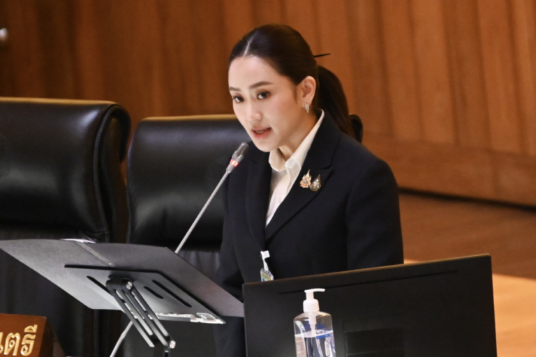 โพลเผย คนส่วนใหญ่ไม่เชื่อมั่นรัฐบาลแพทองธาร กังวลไม่ทำตามสัญญา