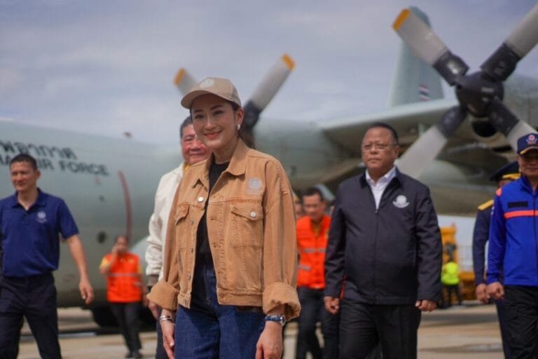 นายกฯ ยันมีหลายแผนกระตุ้นศก.หลังน้ำลด รอเคาะเกณฑ์เยียวยารอบ 2