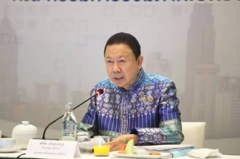 กกร.ห่วงบาทแข็งกระทบส่งออก จี้แบง์ชาติแก้ปัญหา