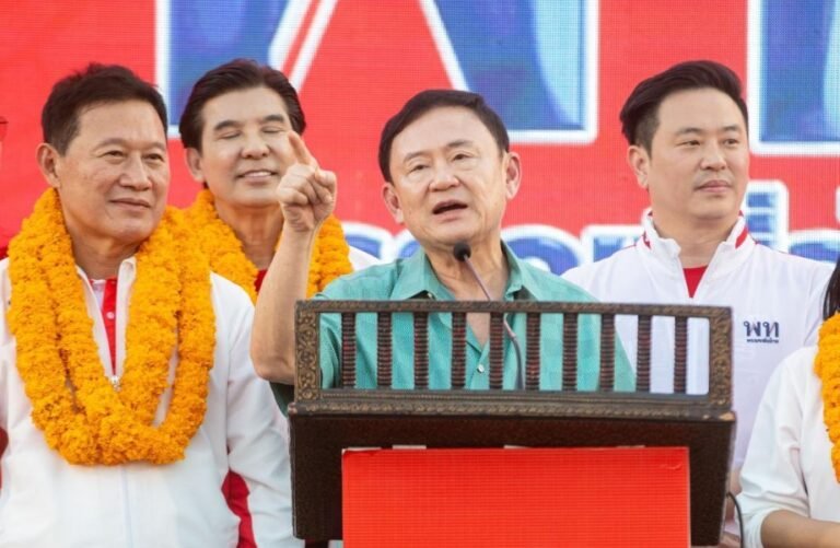 เริ่มแล้ว! “ทักษิณ” เช็กบิลนักร้อง ประเดิมรายแรก “ธีรยุทธ”