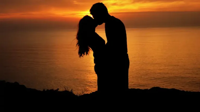 เมื่อรักนำโรค ใต้เงาสถิติที่สังคมเลือกจะเงียบ