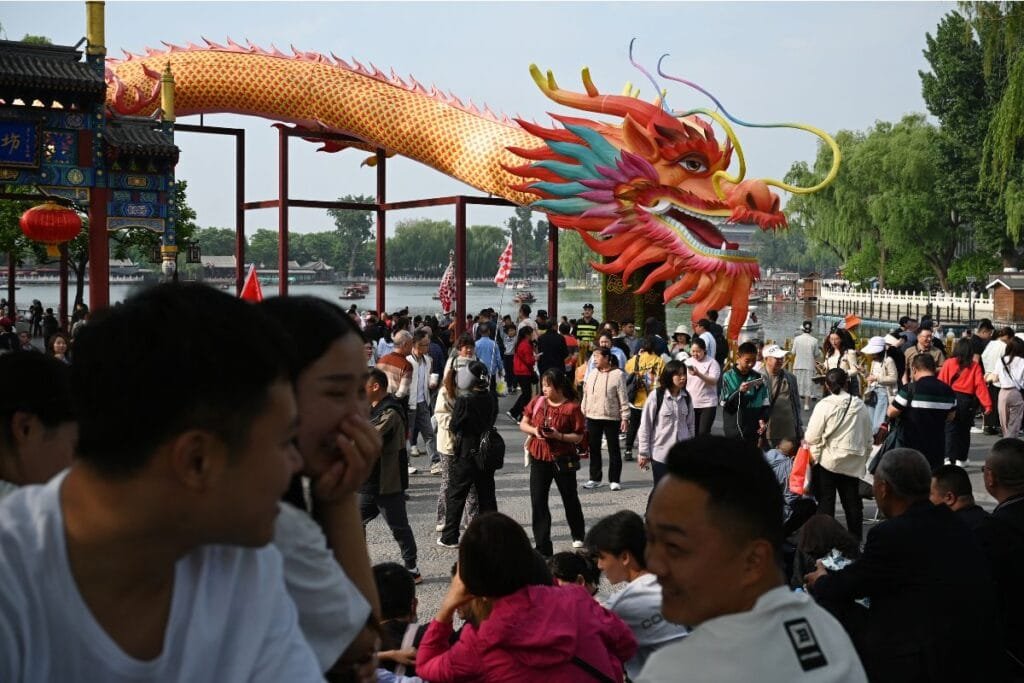 Web-2-8-1024x683 » The Mainstream