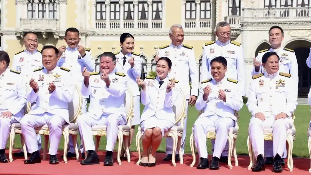 cabinet_01 » The Mainstream ปรับครม, ภูมิธรรม เวชยชัย, พิชัย นริพทะพันธุ์, พรรคเพื่อไทย, ข่าวการเมือง