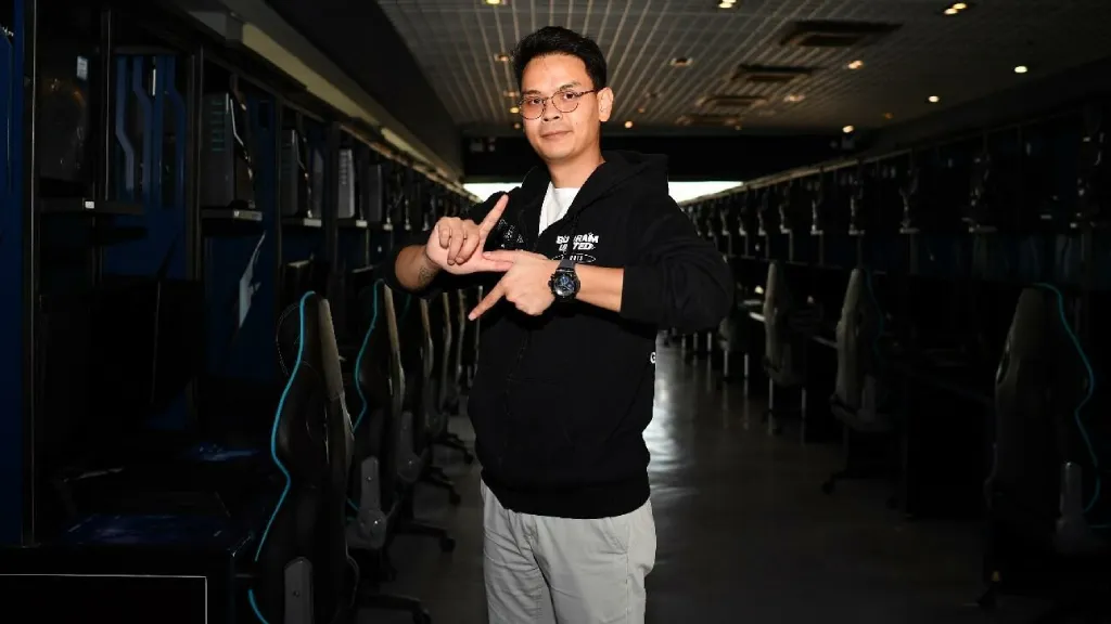 chidchob_02 » The Mainstream ไชยชนก ชิดชอบ, พรรคภูมิใจไทย, การเมืองไทย, เลขาธิการพรรค, นักการเมืองรุ่นใหม่