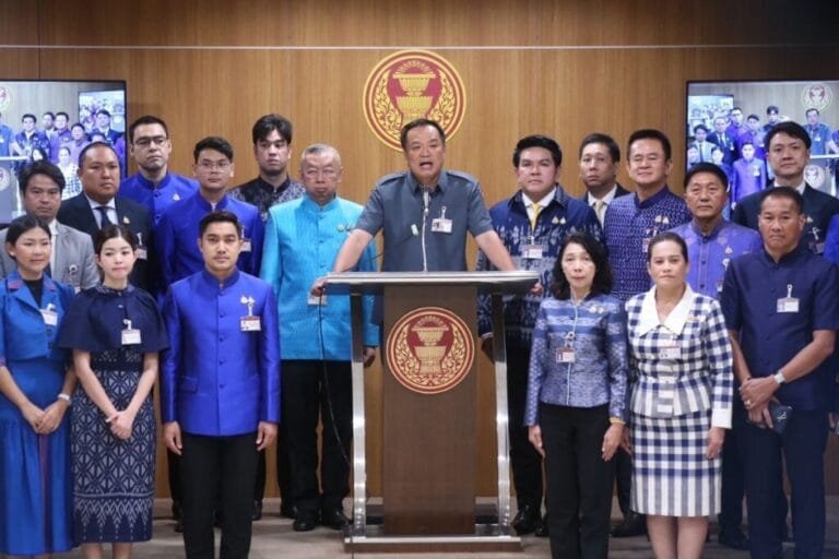 อนุทิน นำ ภูมิใจไทย แถลงหนุนแคนดิเดตนายกรัฐมนตรี เพื่อไทย