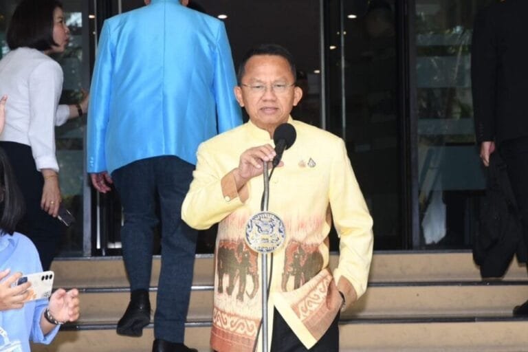 สมศักดิ์ กรอกประวัติ รมต.แล้ว ไม่รู้ได้นั่งกระทรวงไหน