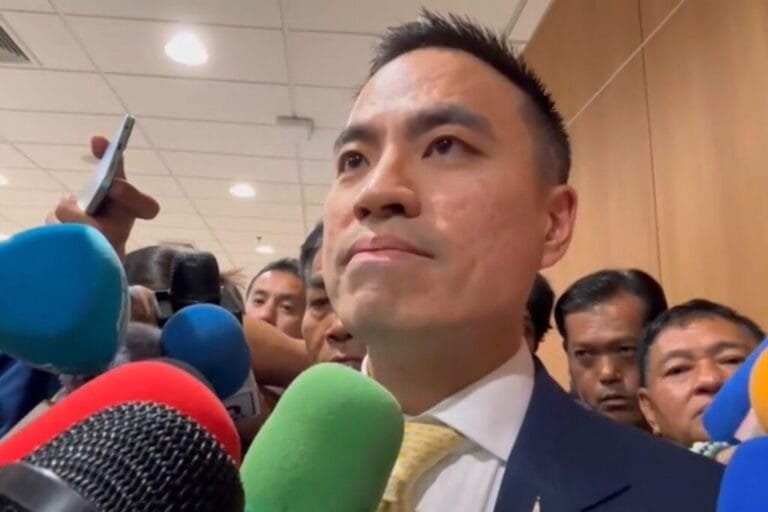 เอกนัฏ ร่วม ครม.ชินวัตร ลั่นบ้านเมืองต้องมาก่อน หลังถูกวิจารณ์เคยไล่ยิ่งลักษณ์