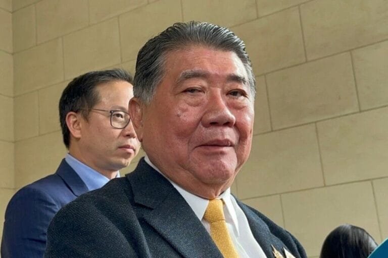 ภูมิธรรม ไร้กังวลทำงานเหล่าทัพ เป็นเกียรติได้คุมกลาโหม