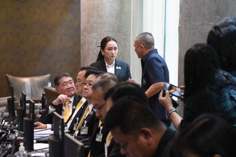 นายกฯ ประชุมแก้น้ำท่วม ยันไม่นิ่งนอนใจ เร่งช่วยประชาชนเร็วที่สุด
