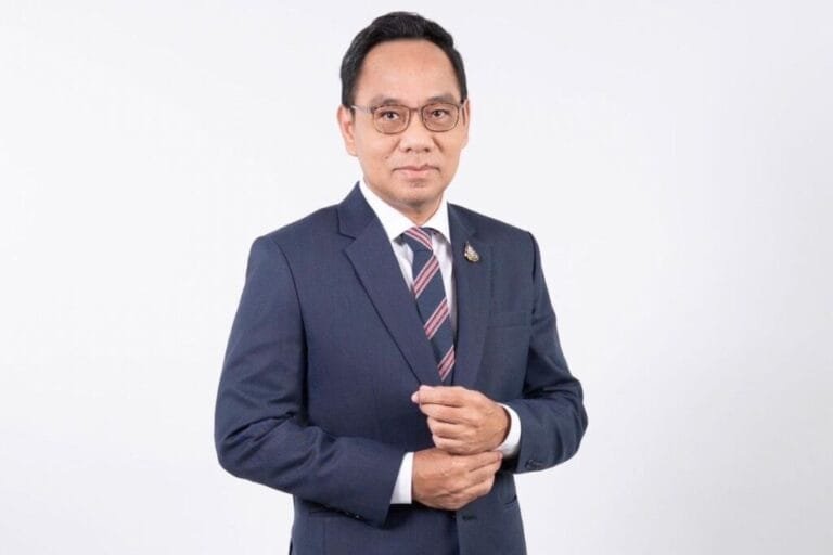 พิชัย นำทีมเยือนอังกฤษ ลุยขยายการค้า ดึงลงทุน