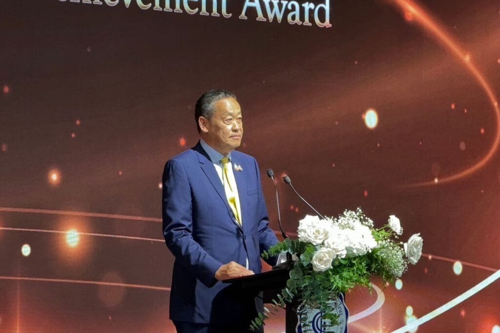 cover-4-1024x683 » The Mainstream