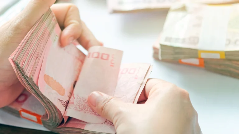 ก.พ.ยังนิ่งปมทบทวนเหมาบริการ “ลูกจ้าง” สพฐ.สั่งทุกเขตพื้นที่จ่ายเงิน