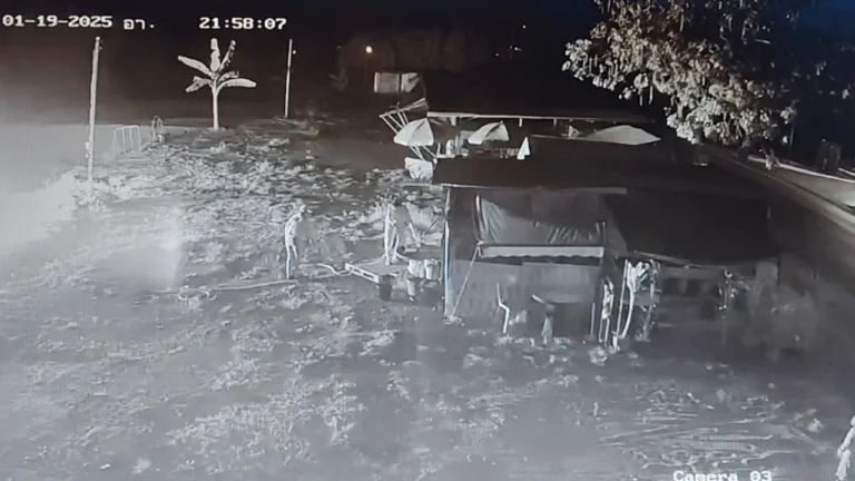 เปิดใจ “นักเรียน ม.2” ช่วยพนักงานปั๊มดับไฟ ก่อนลามไปไหม้ร้านค้ากว่า 10 ร้าน