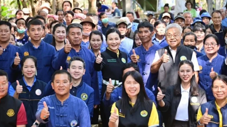 รมว.เกษตรฯ เดินหน้าจัดตั้ง “ศูนย์ข้าวชุมชน” อีก 5 พันแห่งในปี 68-69