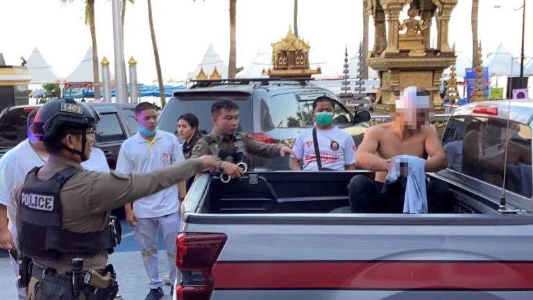 แทงดับยุ่น หนุ่มลูกครึ่งโหด ขวางศึกทะเลาะแฟน บานปลายฟัดกันเอง