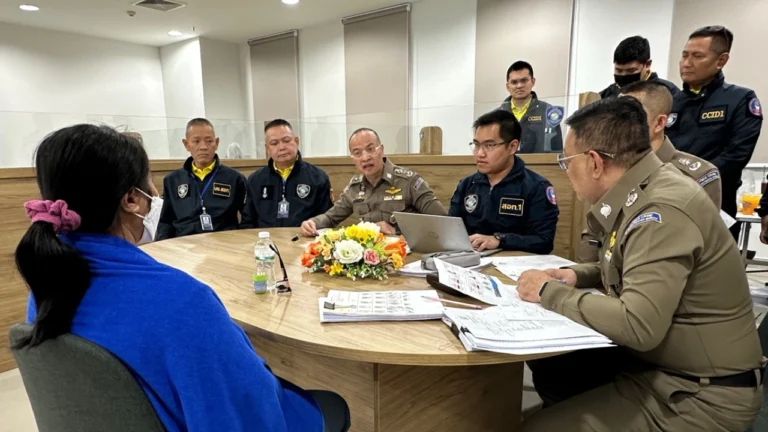 ตร.ไซเบอร์ จับสาวบัญชีม้าแก๊งคอลฯ หลอก “ชาล็อต” พบเชื่อมโยงคดีปลอมเพจร้านทอง