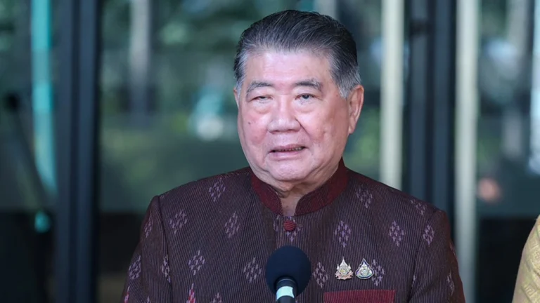 รอปล่อย 4 ลูกเรือประมงไทย “ภูมิธรรม” มั่นใจอิสระ วันชาติเมียนมา 4 ม.ค.