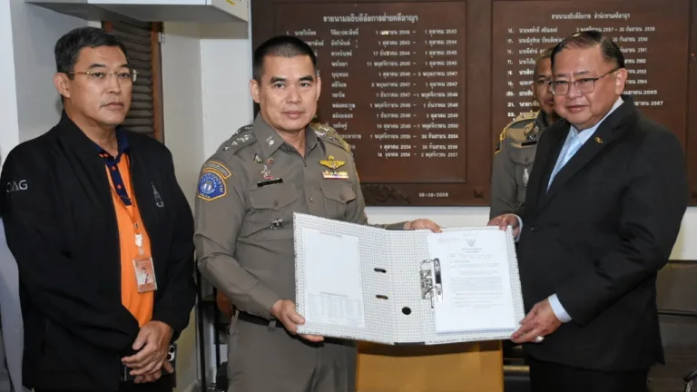 กองปราบปรามส่งสำนวนคดีสังหาร “สจ.โต้ง” 8 แฟ้ม 7,969 แผ่นให้พิจารณา