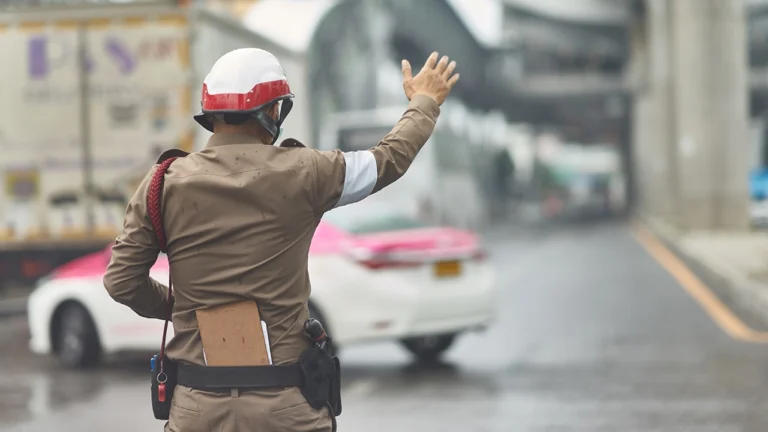 ประกาศจราจร ใบสั่งแบบใหม่ กําหนดค่าปรับ แก้ไขใน 180 วัน