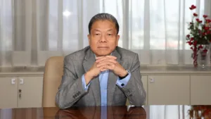 fly_01 » The Mainstream