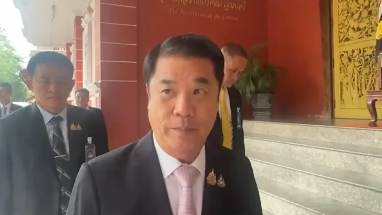 สุริยะ ยันยังไม่แบล็กลิสต์บริษัทสร้างตึก สตง. ชี้รอเกณฑ์ความปลอดภั