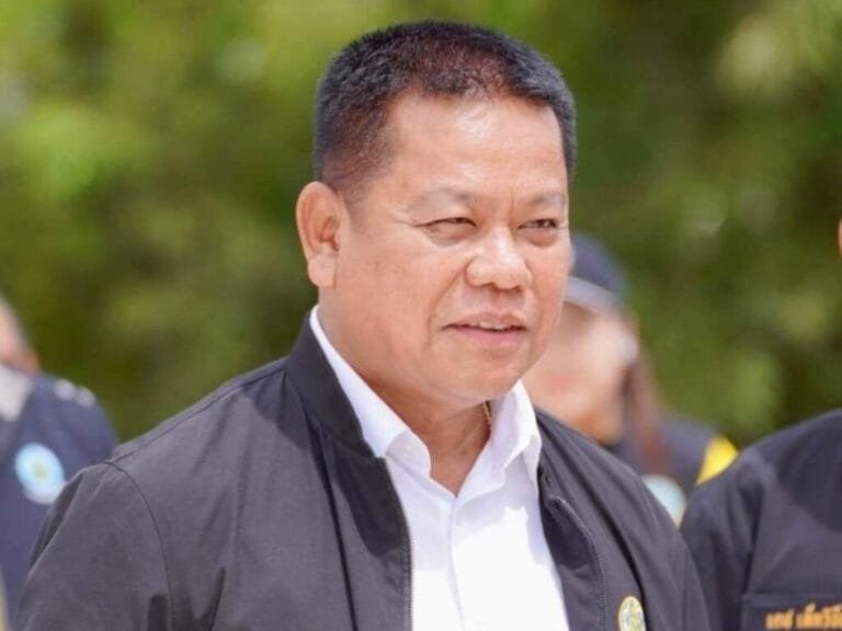 อธิบดีกรมชลประทาน ลุยอุบลฯ ติดตามสถานการณ์แม่น้ำมูล