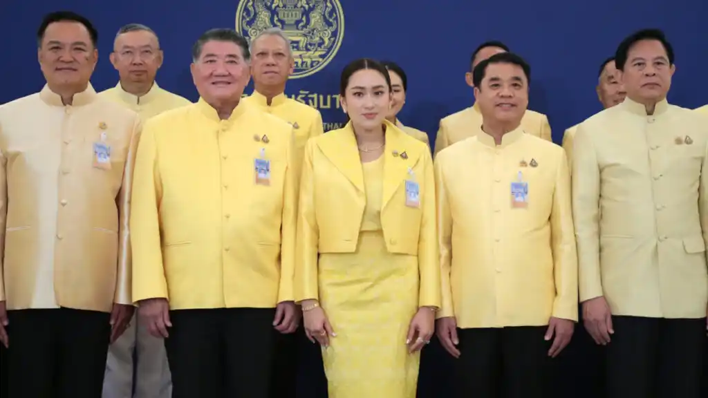 walth_01 » The Mainstream ครม., เพื่อไทย, ภูมิใจไทย, ปรับคณะรัฐมนตรี, ทักษิณ