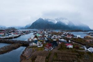 web-cover-2-1024x683 » The Mainstream