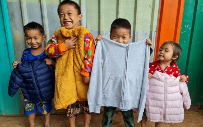 ยูนิโคล่ ชวนบริจาคเสื้อผ้ากันหนาวสำหรับพื้นที่ห่างไกล ทุกสาขา