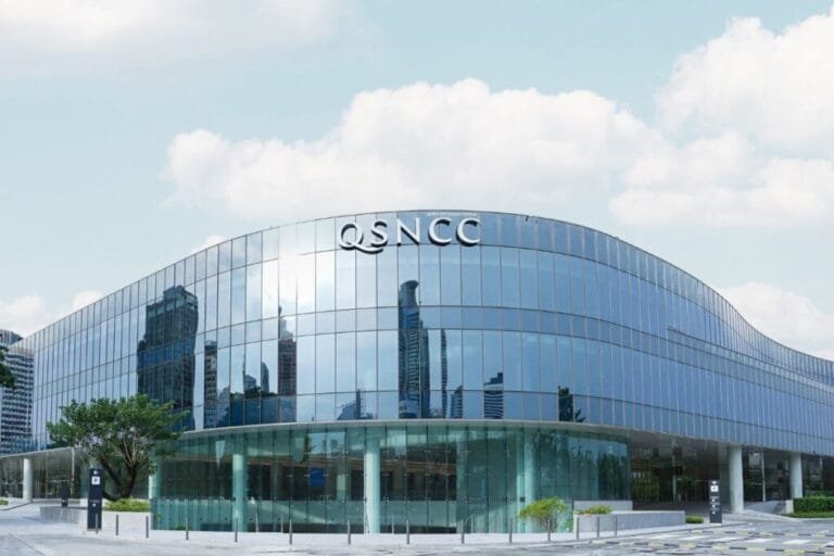 ศูนย์สิริกิติ์ จัดกิจกรรม ‘ตัดผม ชมคอนเสิร์ต’ ระดมทุนช่วยผู้ประสบภัยน้ำท่วม