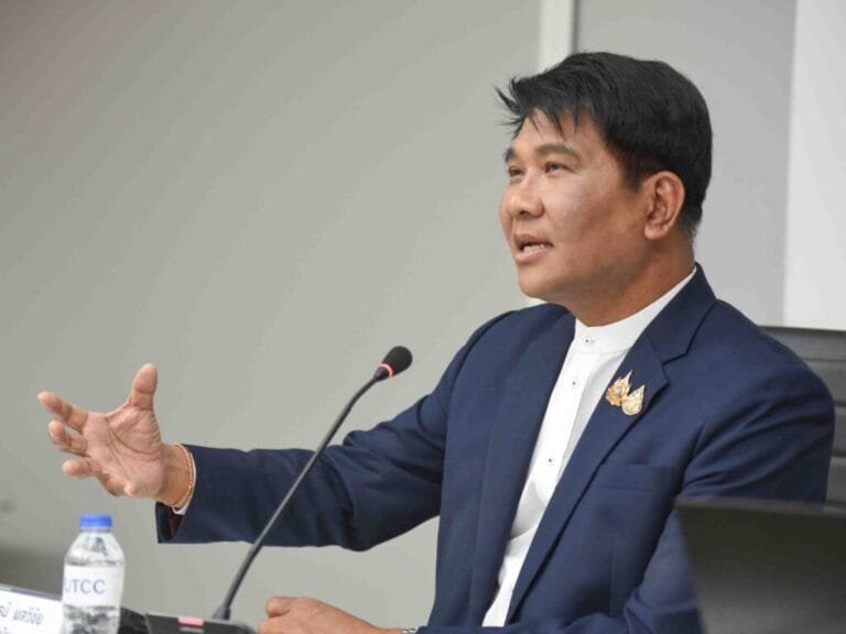 น้ำท่วมเชียงราย ทุบเศรษฐกิจวูบแล้ว 1 พันล้าน