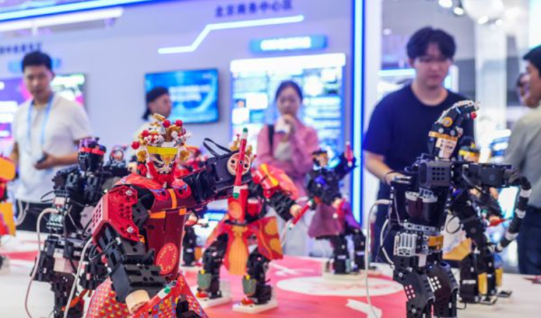 จีนเผยยอดบริษัทในอุตสาหกรรมหลักของ ‘เศรษฐกิจดิจิทัล’ ทะลุ 4.5 ล้านแห่ง